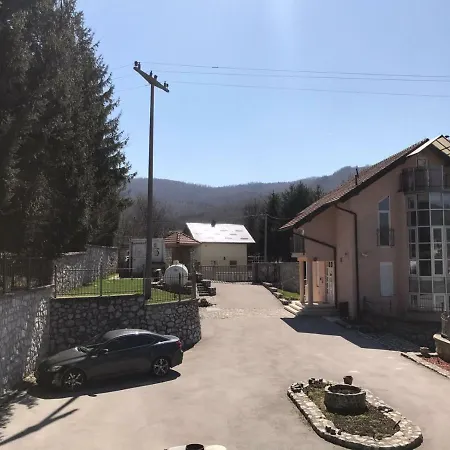 Villa Resnik *