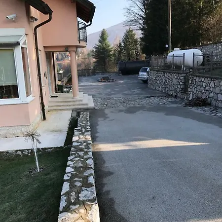 Villa Resnik